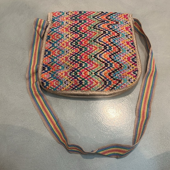 Boho M.M.M Artesanias quilted rainbow crossbody bag - Picture 4 of 4